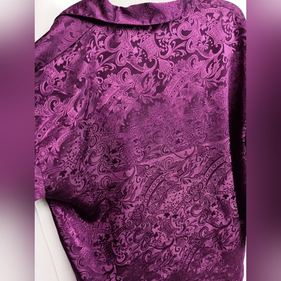 Victoria's Secret Vintage Victorian Purple Notched Collar Relaxed Robe(#102) - Picture 7 of 7